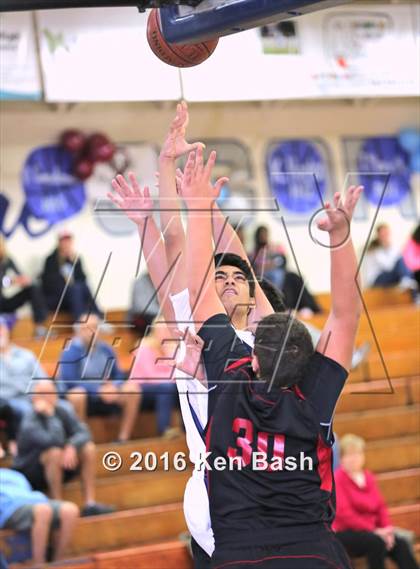 Thumbnail 1 in Rio Mesa @ Camarillo photogallery.