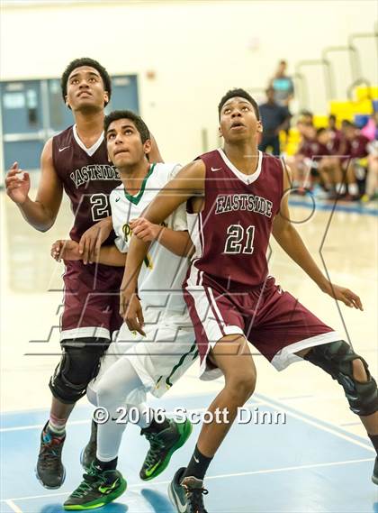 Thumbnail 2 in Pinewood vs Eastside College Prep (CIF CCS D5 Semifinal) photogallery.