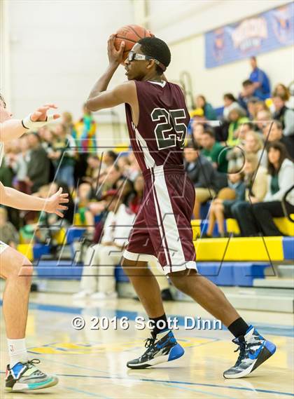 Thumbnail 3 in Pinewood vs Eastside College Prep (CIF CCS D5 Semifinal) photogallery.