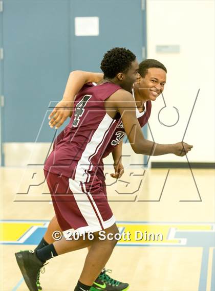 Thumbnail 2 in Pinewood vs Eastside College Prep (CIF CCS D5 Semifinal) photogallery.