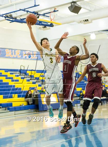 Thumbnail 1 in Pinewood vs Eastside College Prep (CIF CCS D5 Semifinal) photogallery.