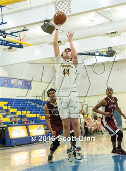 Thumbnail 1 in Pinewood vs Eastside College Prep (CIF CCS D5 Semifinal) photogallery.
