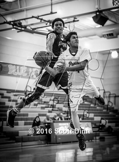 Thumbnail 3 in Pinewood vs Eastside College Prep (CIF CCS D5 Semifinal) photogallery.