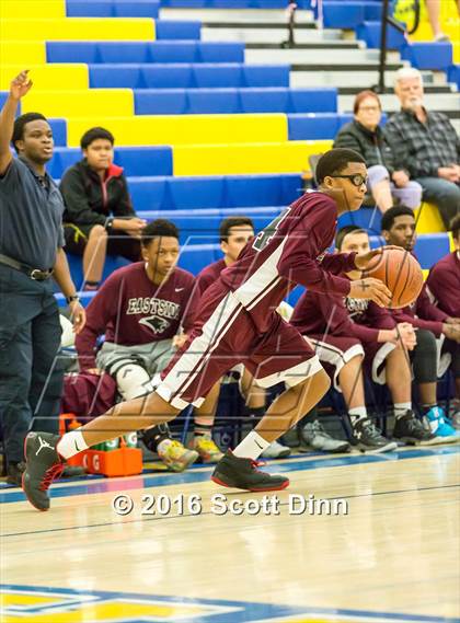 Thumbnail 1 in Pinewood vs Eastside College Prep (CIF CCS D5 Semifinal) photogallery.