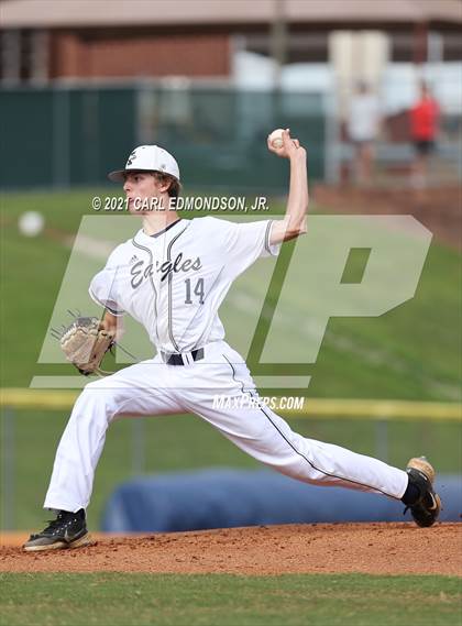 Thumbnail 2 in Independence vs McGavock photogallery.