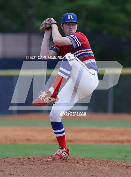 Thumbnail 3 in Independence vs McGavock photogallery.