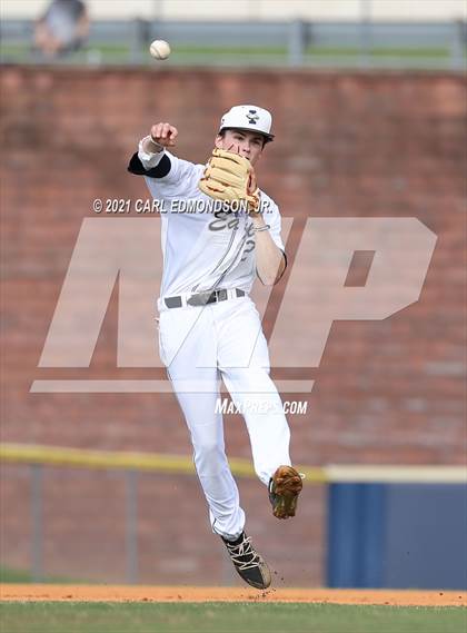 Thumbnail 2 in Independence vs McGavock photogallery.