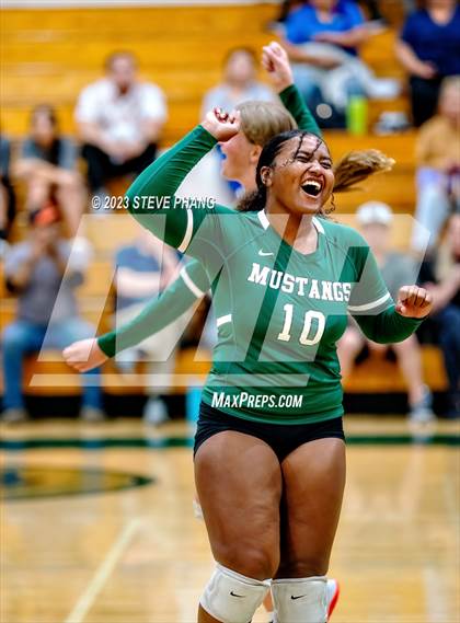 Thumbnail 3 in McClatchy @ Monterey Trail photogallery.