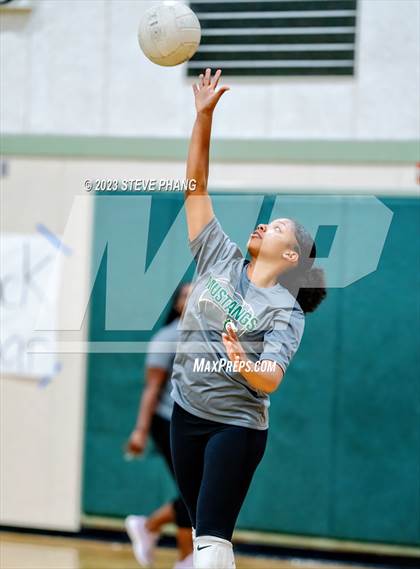 Thumbnail 1 in McClatchy @ Monterey Trail photogallery.