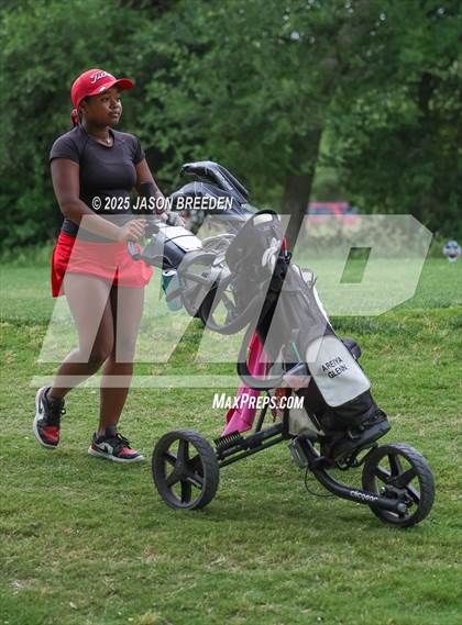Thumbnail 3 in UIL 5A Girls Golf Finals photogallery.