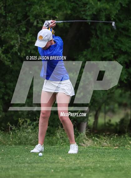Thumbnail 2 in UIL 5A Girls Golf Finals photogallery.