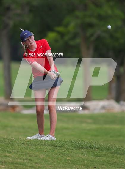 Thumbnail 2 in UIL 5A Girls Golf Finals photogallery.