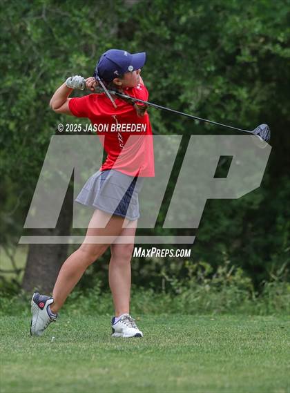Thumbnail 3 in UIL 5A Girls Golf Finals photogallery.