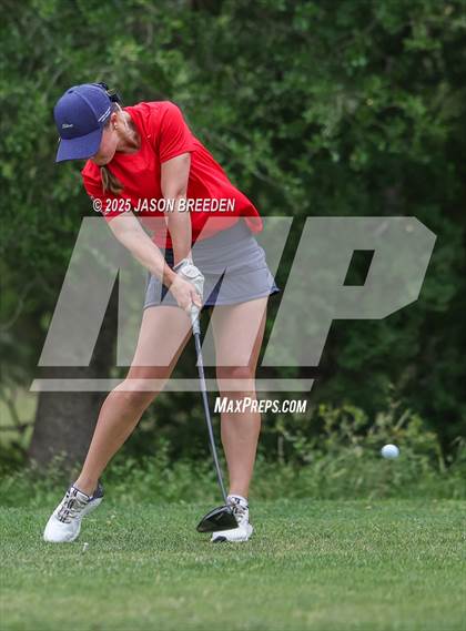 Thumbnail 3 in UIL 5A Girls Golf Finals photogallery.