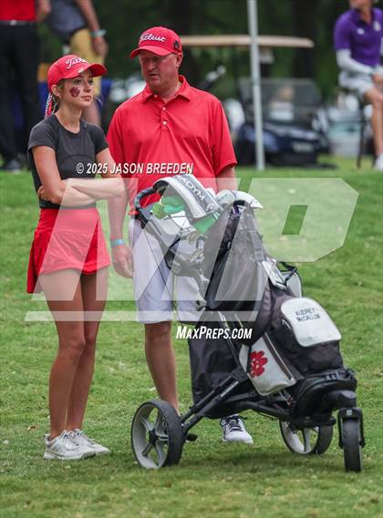 Thumbnail 3 in UIL 5A Girls Golf Finals photogallery.