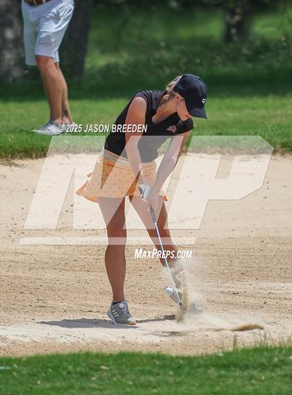 Thumbnail 3 in UIL 5A Girls Golf Finals photogallery.