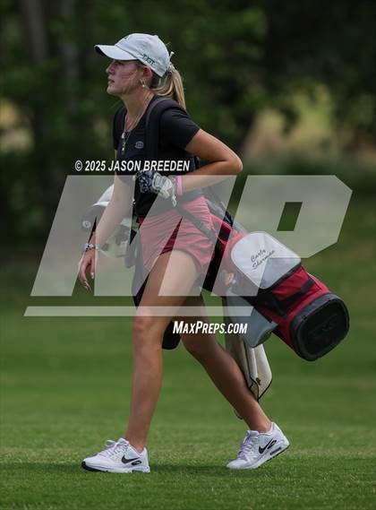 Thumbnail 2 in UIL 5A Girls Golf Finals photogallery.