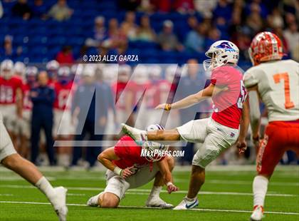 Thumbnail 3 in Westlake vs United (UIL 6A D1 regional playoffs) photogallery.
