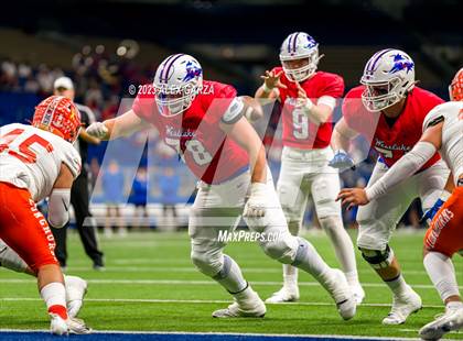 Thumbnail 1 in Westlake vs United (UIL 6A D1 regional playoffs) photogallery.