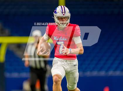 Thumbnail 3 in Westlake vs United (UIL 6A D1 regional playoffs) photogallery.