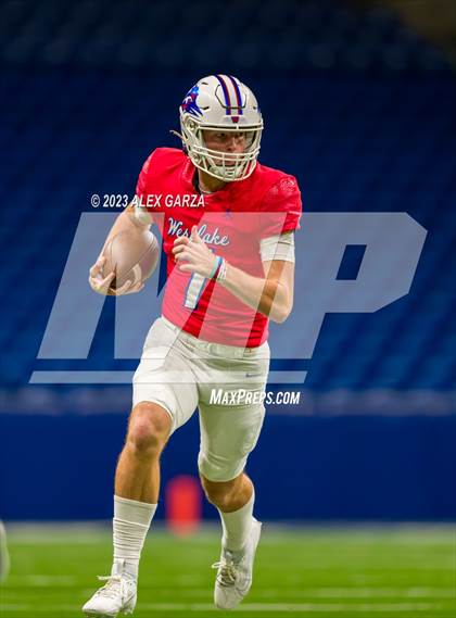 Thumbnail 1 in Westlake vs United (UIL 6A D1 regional playoffs) photogallery.