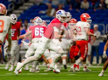 Thumbnail 1 in Westlake vs United (UIL 6A D1 regional playoffs) photogallery.