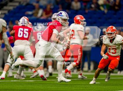 Thumbnail 2 in Westlake vs United (UIL 6A D1 regional playoffs) photogallery.