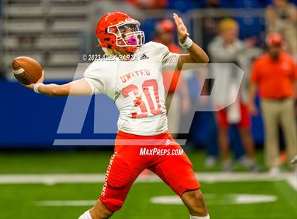 Thumbnail 1 in Westlake vs United (UIL 6A D1 regional playoffs) photogallery.
