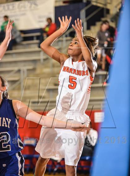 Thumbnail 2 in Hall vs. Conway (Sandra Meadows 63'rd Annual SWAAU Classic) photogallery.