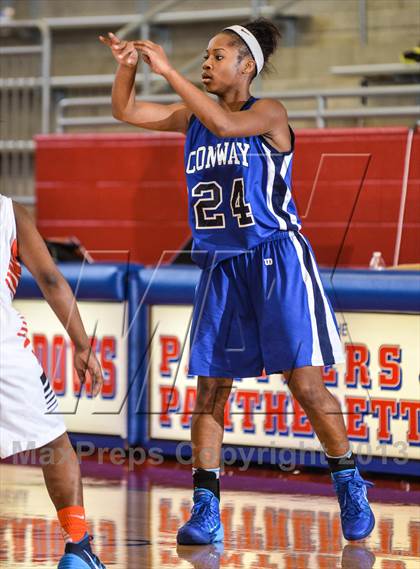 Thumbnail 2 in Hall vs. Conway (Sandra Meadows 63'rd Annual SWAAU Classic) photogallery.