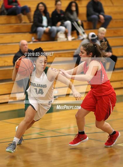 Thumbnail 3 in Castro Valley vs. Carondelet photogallery.