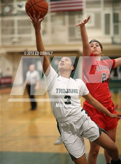 Thumbnail 3 in Castro Valley vs. Carondelet photogallery.