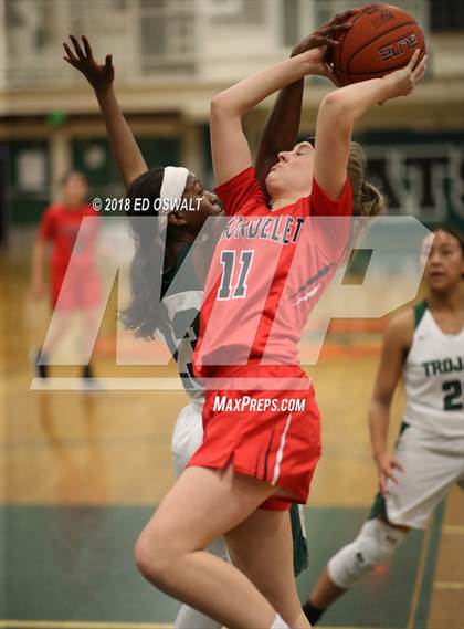 Thumbnail 2 in Castro Valley vs. Carondelet photogallery.
