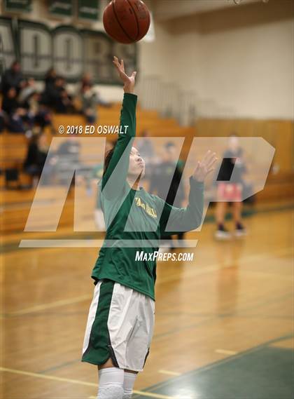Thumbnail 1 in Castro Valley vs. Carondelet photogallery.