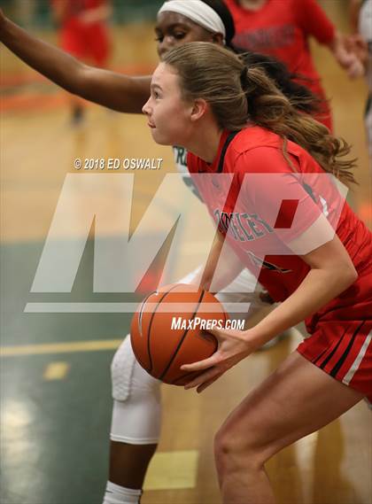 Thumbnail 3 in Castro Valley vs. Carondelet photogallery.