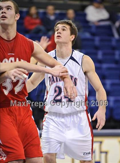 Thumbnail 1 in LaCrosse Logan vs. Appleton East (Converse Eastbay Classic) photogallery.