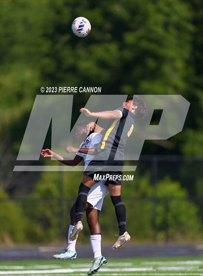 Thumbnail 1 in Kellam vs Hayfield (VHSL Class 6 Semifinal) photogallery.