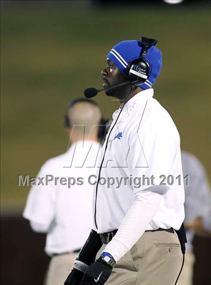 Thumbnail 2 in Tyler vs. Sherman (4A Division 1 Region 2 Quarterfinals) photogallery.