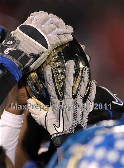 Thumbnail 1 in Tyler vs. Sherman (4A Division 1 Region 2 Quarterfinals) photogallery.