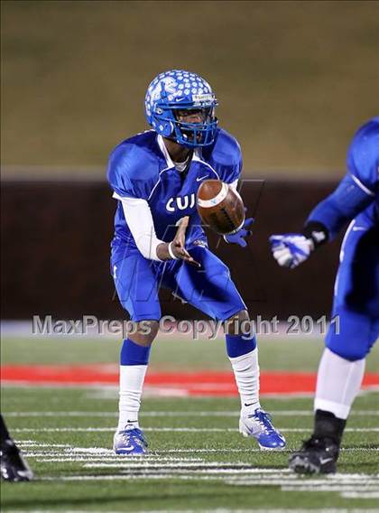 Thumbnail 1 in Tyler vs. Sherman (4A Division 1 Region 2 Quarterfinals) photogallery.