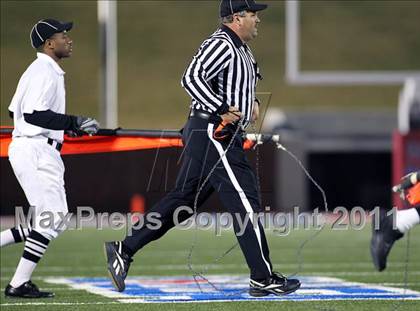 Thumbnail 3 in Tyler vs. Sherman (4A Division 1 Region 2 Quarterfinals) photogallery.