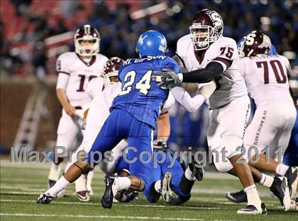 Thumbnail 2 in Tyler vs. Sherman (4A Division 1 Region 2 Quarterfinals) photogallery.