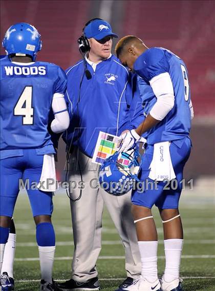 Thumbnail 2 in Tyler vs. Sherman (4A Division 1 Region 2 Quarterfinals) photogallery.