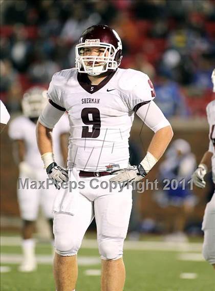 Thumbnail 2 in Tyler vs. Sherman (4A Division 1 Region 2 Quarterfinals) photogallery.
