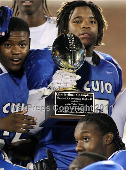 Thumbnail 3 in Tyler vs. Sherman (4A Division 1 Region 2 Quarterfinals) photogallery.