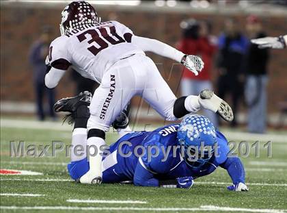 Thumbnail 1 in Tyler vs. Sherman (4A Division 1 Region 2 Quarterfinals) photogallery.