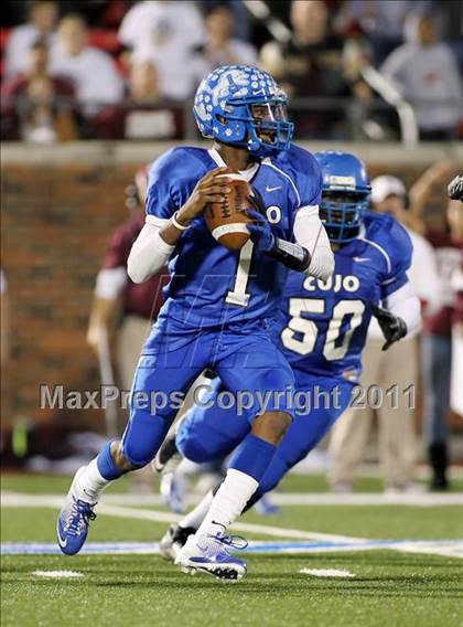 Thumbnail 3 in Tyler vs. Sherman (4A Division 1 Region 2 Quarterfinals) photogallery.
