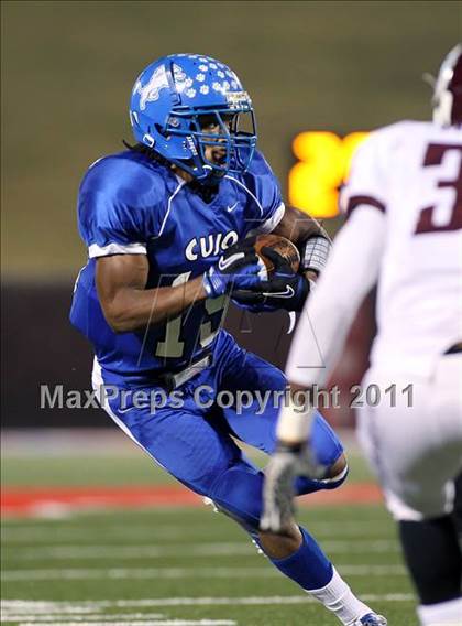 Thumbnail 2 in Tyler vs. Sherman (4A Division 1 Region 2 Quarterfinals) photogallery.