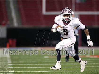 Thumbnail 2 in Tyler vs. Sherman (4A Division 1 Region 2 Quarterfinals) photogallery.