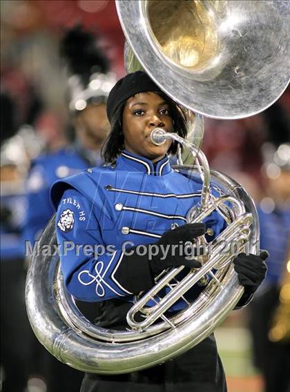 Thumbnail 2 in Tyler vs. Sherman (4A Division 1 Region 2 Quarterfinals) photogallery.